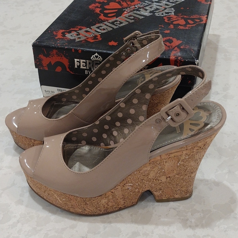 Fergalicious By Fergie. Beige and Cork Platform Wedges. Size 8M - Picture 3 of 7